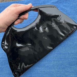 Vintage 60s Black Patent Vinyl Mod Handbag w/ Nautical Lining Brass Clasp